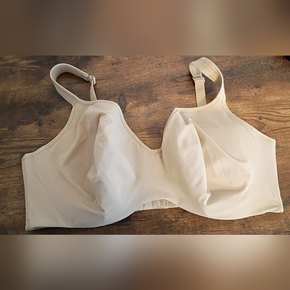 Cacique Cream Full-Coverage Bra with Padded Straps